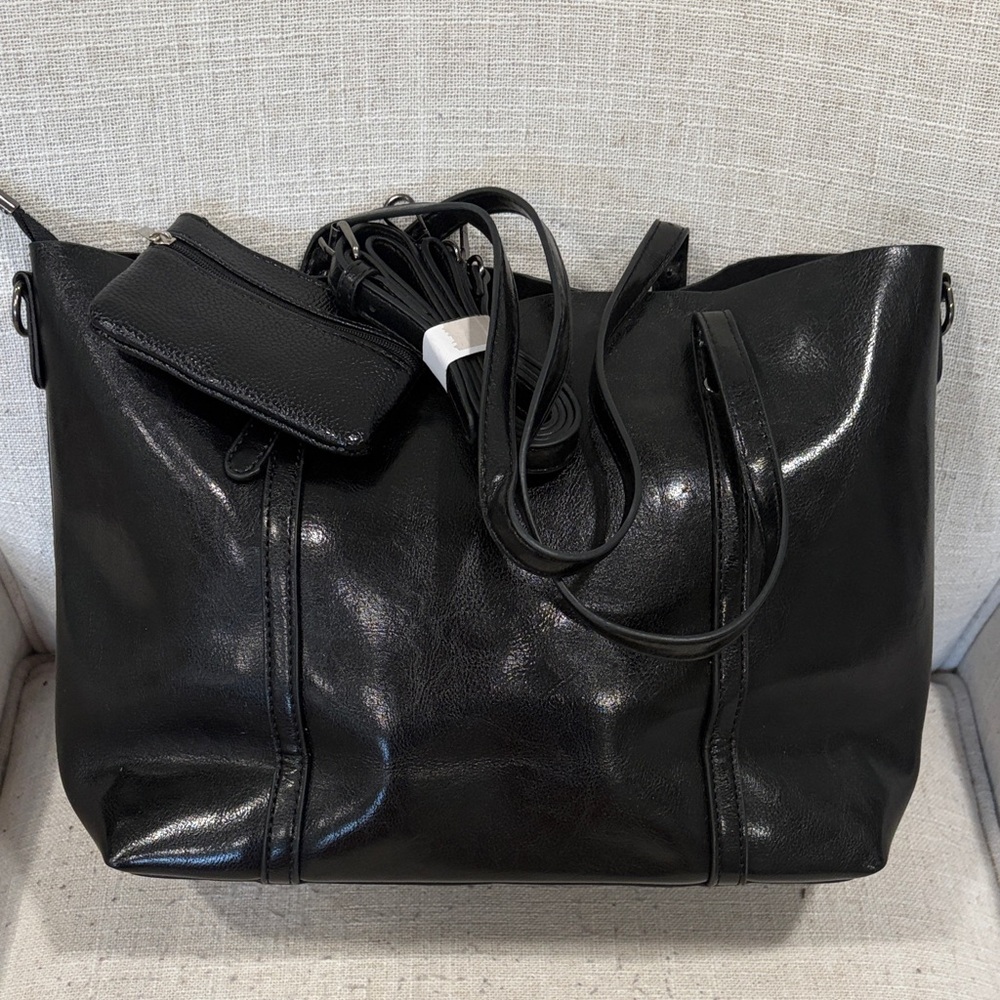 Elegant Black Leather Tote Bag